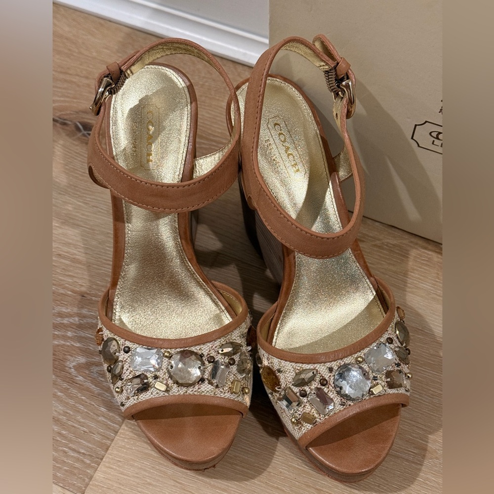 Coach Hanson Y2K Jeweled Platform Wedge Sandals in tan and gold canvas size 7.5 - Picture 8 of 10